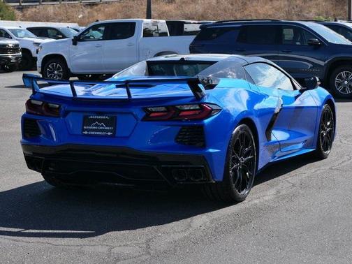 2025 Chevrolet Corvette Stingray w/1LT