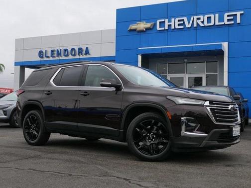 2022 Chevrolet Traverse LT Leather