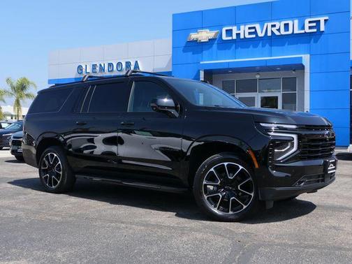 Black 2025 Chevrolet Suburban RST
