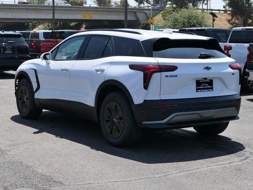 2025 Chevrolet Blazer EV eAWD LT