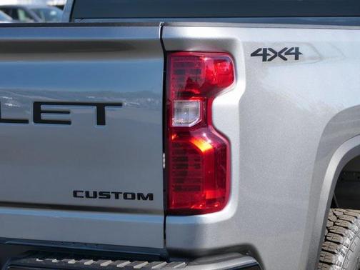 2026 Chevrolet Silverado 2500 Custom