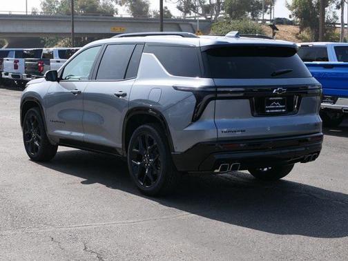 2025 Chevrolet Traverse RS