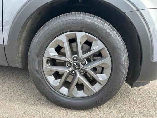 2024 Kia Telluride LX