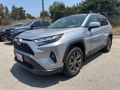 2023 Toyota RAV4 Hybrid XLE Premium