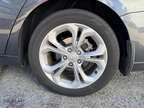 2024 Honda Accord LX 1.5T