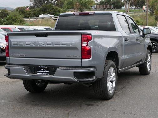 2025 Chevrolet Silverado 1500 Custom
