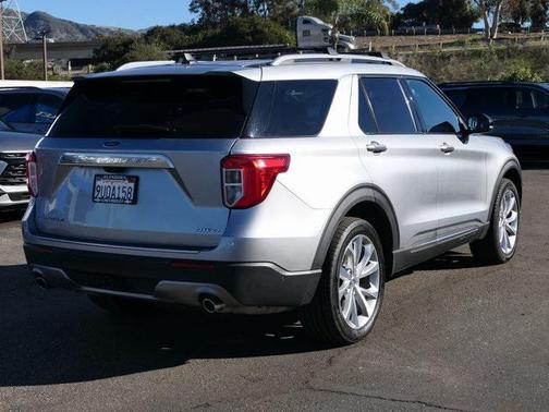 2022 Ford Explorer Platinum