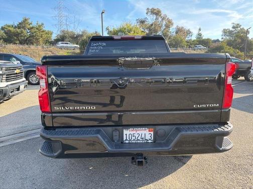 2022 Chevrolet Silverado 1500 Custom