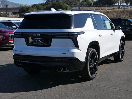 2024 Chevrolet Traverse RS