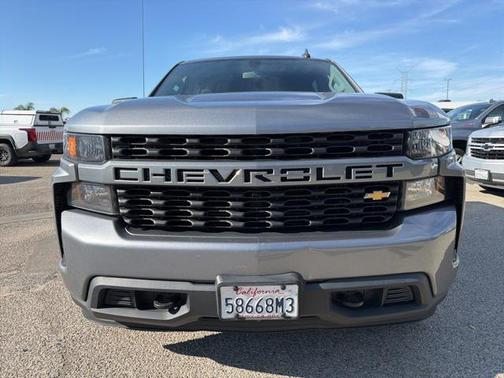 2022 Chevrolet Silverado 1500 Custom