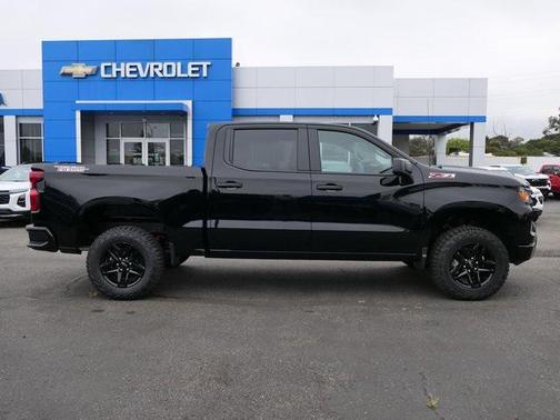 2025 Chevrolet Silverado 1500 Custom Trail Boss