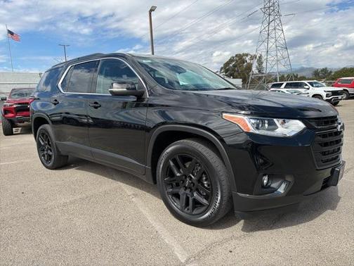 2021 Chevrolet Traverse LT Cloth