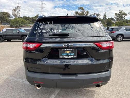 2021 Chevrolet Traverse LT Cloth