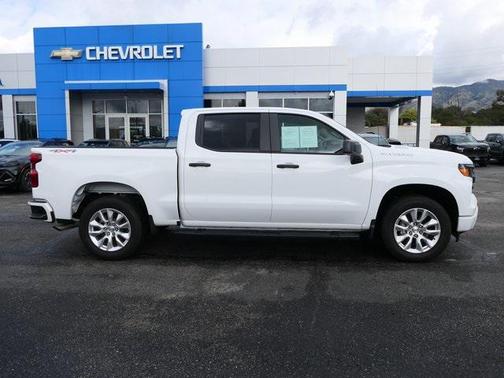 2025 Chevrolet Silverado 1500 Custom