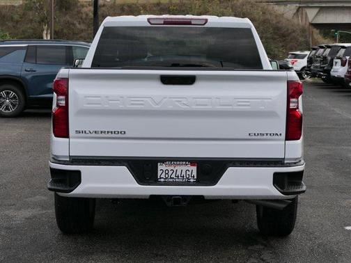 2025 Chevrolet Silverado 1500 Custom