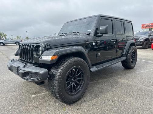 2023 Jeep Wrangler 4-Door Sahara 4x4