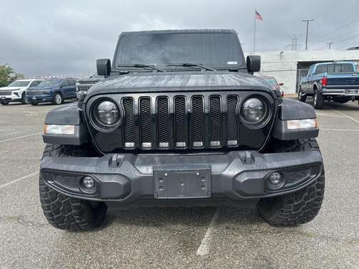 2023 Jeep Wrangler 4-Door Sahara 4x4