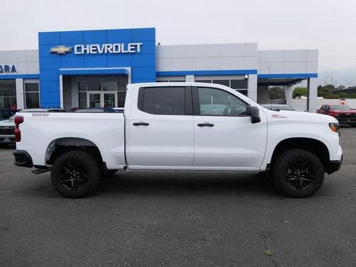 2025 Chevrolet Silverado 1500 Custom Trail Boss