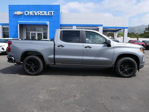 2025 Chevrolet Silverado 1500 Custom