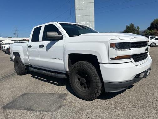 2017 Chevrolet Silverado 1500 Custom