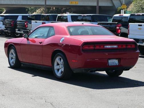 2012 Dodge Challenger SXT