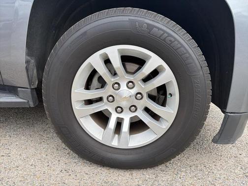 2018 Chevrolet Suburban LS