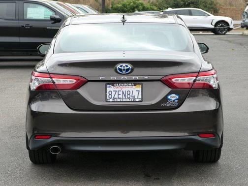 2019 Toyota Camry Hybrid XLE