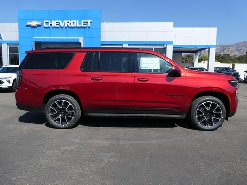 2026 Chevrolet Suburban RST