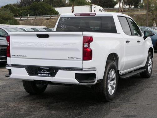 2026 Chevrolet Silverado 1500 Custom