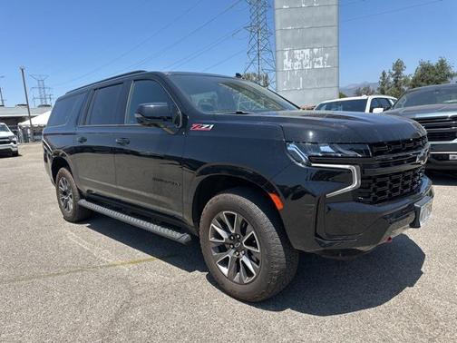 2023 Chevrolet Suburban 4WD Z71