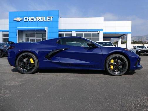 2026 Chevrolet Corvette Stingray w/2LT