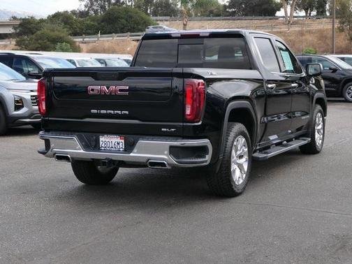 2022 GMC Sierra 1500 SLT
