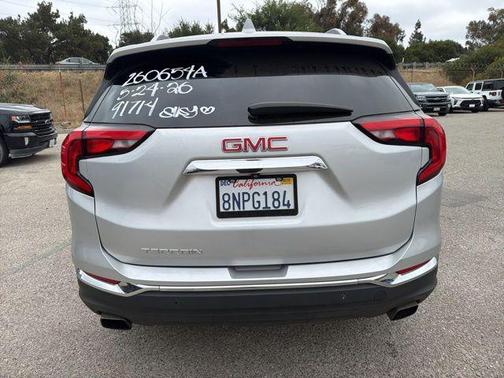 Quicksilver Metallic 2020 GMC Terrain SLT