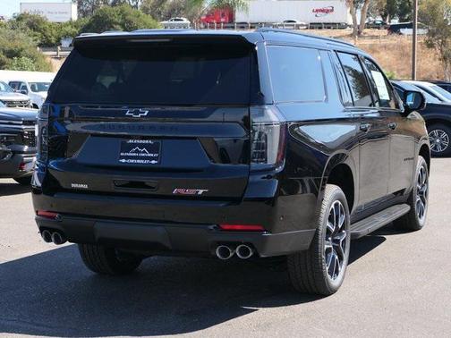 2026 Chevrolet Suburban RST