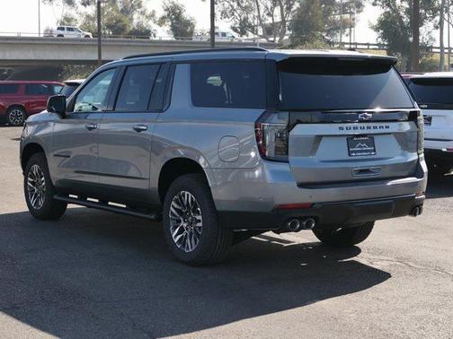 2026 Chevrolet Suburban Z71, 4WD