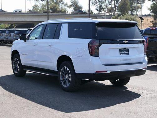 2026 Chevrolet Suburban LS