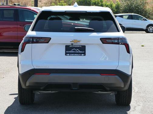 Summit White 2026 Chevrolet Equinox 1LT