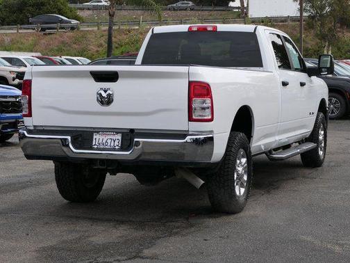 2024 RAM 2500 Big Horn Crew Cab 4x4 8' Box
