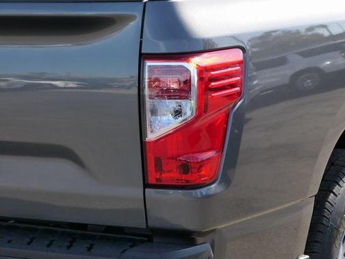 2022 Nissan Titan S
