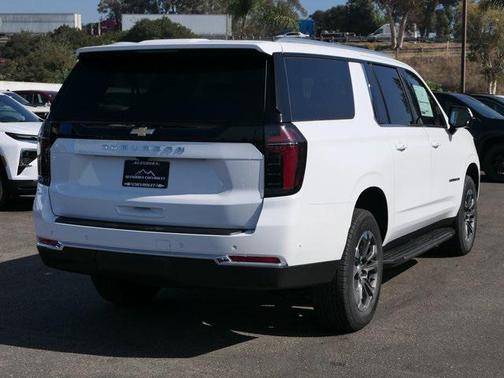 2026 Chevrolet Suburban LS