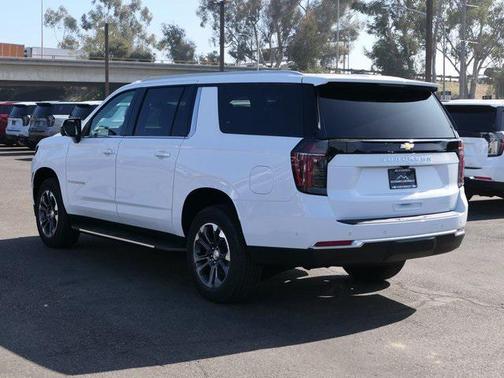 2026 Chevrolet Suburban LS