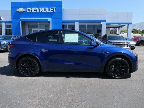 2024 Tesla Model Y Long Range Dual Motor All-Wheel Drive