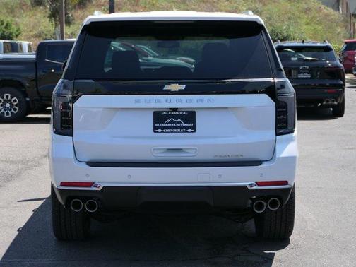 2025 Chevrolet Suburban Premier