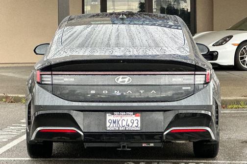 2024 Hyundai SONATA Hybrid Limited