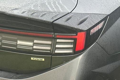 2024 Hyundai SONATA Hybrid Limited