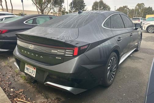 2024 Hyundai SONATA Hybrid Limited