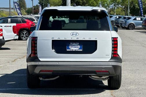Creamy White Pearl 2026 Hyundai PALISADE SEL 8P