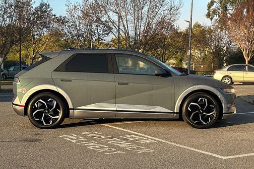 2024 Hyundai IONIQ 5 Limited