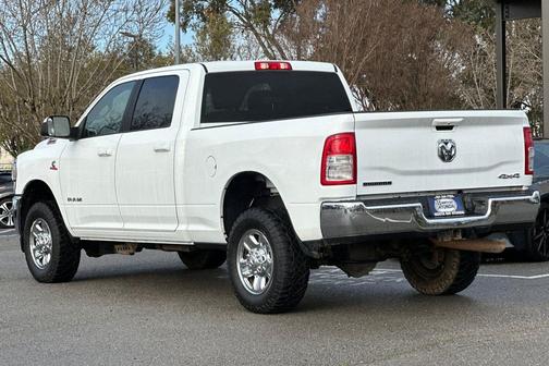 2022 RAM 2500 Big Horn Crew Cab 4x4 6'4' Box
