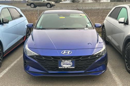 2022 Hyundai ELANTRA HEV Blue